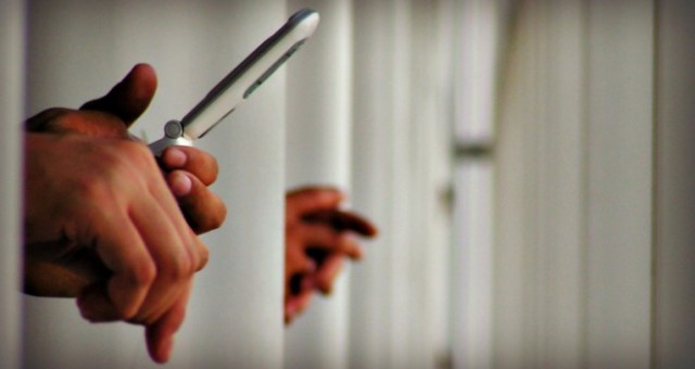 Celularët në qeli, 1-3 vite burg për të dënuarit, 5-10 vite për gardianët