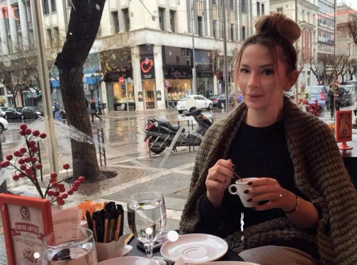 Çfarë i ka ndodhur Rozana Radit?