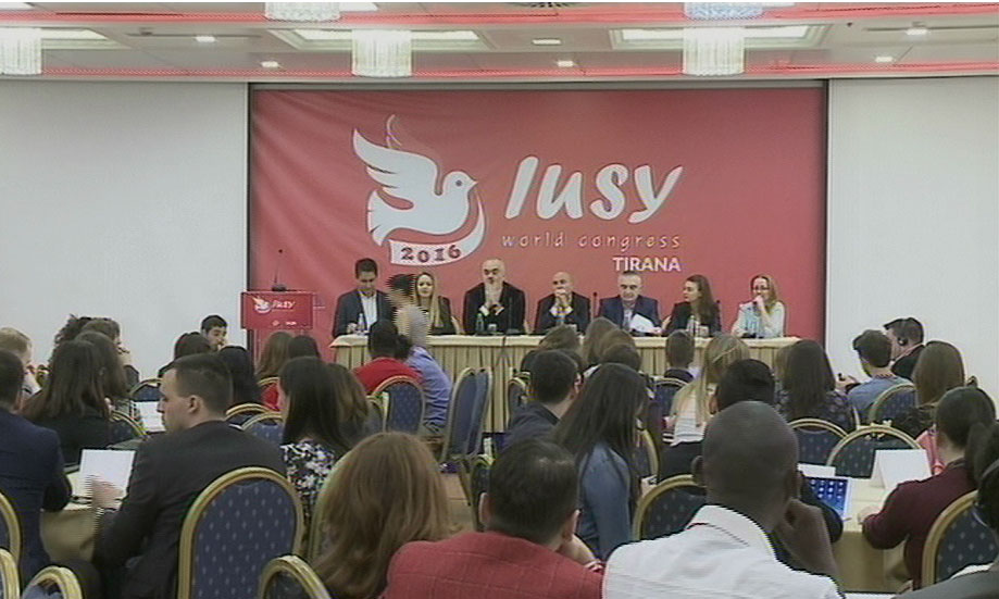 Nis punimet Kongresi i Internacionales së të Rinjve Socialistë