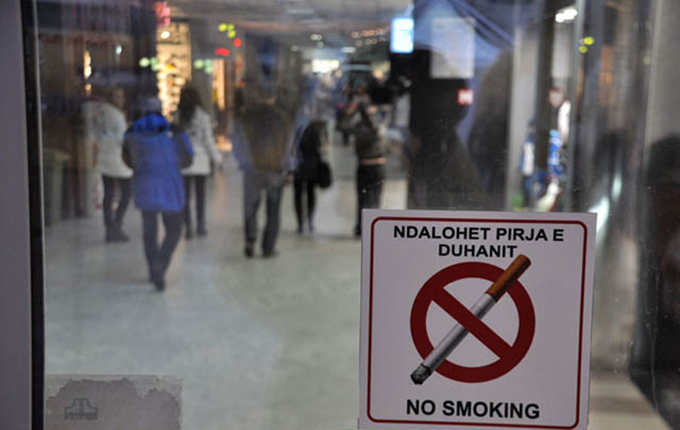 Durrës, ligji antiduhan, pesë lokale gjobiten me nga 300 mijë Lekë