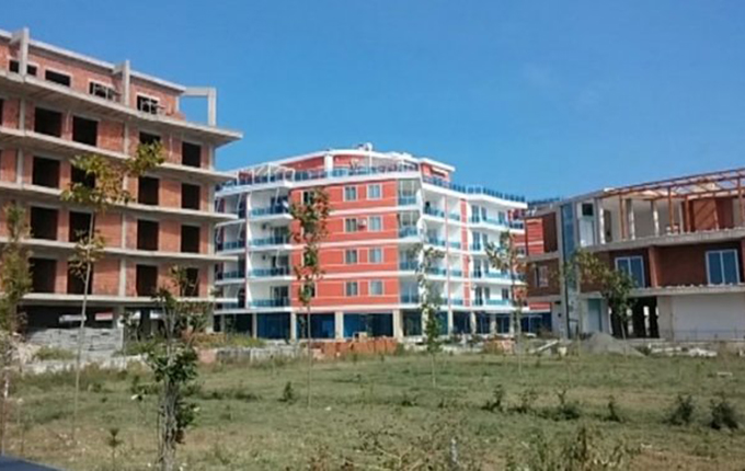 Shkodër, Prokuroria vendos sekuestro preventive për nëntë pallate në Velipojë