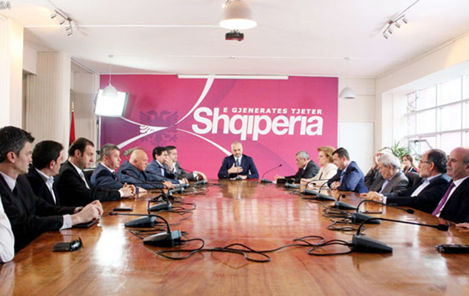 PS, kryeministri Rama mbledh ministrat në raport para deputetëve