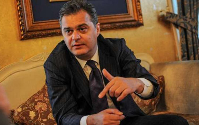 Ndryshimet në qeveri, Blushi: Rama i ka ministrat si lodra, ndërron një qen me lesh me një ketër