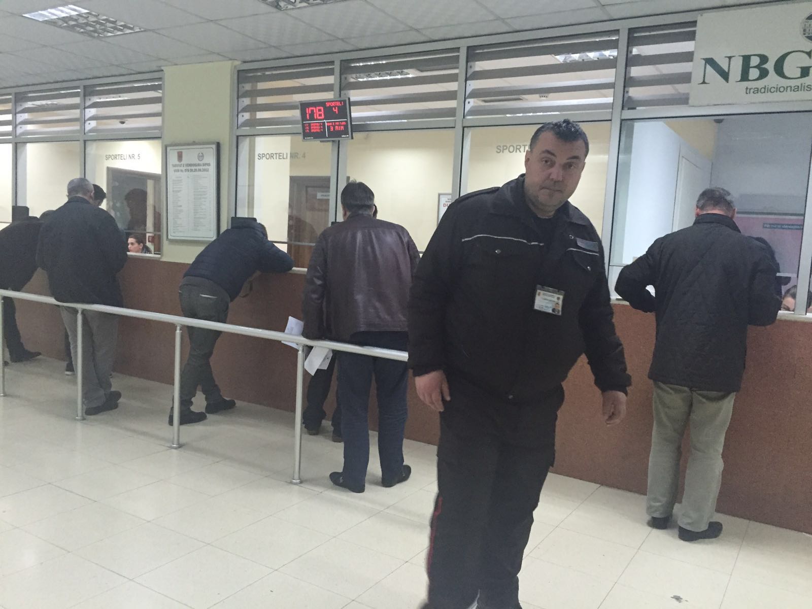 Drejtori i komanduar i Hipotekës Durrës: Për 2 javë janë pritur kërkesa sa nuk është bërë për 1 vit