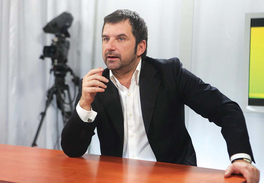 Luli, mos u vetëshkatërro kështu!