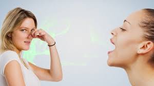 Ja si të parandaloni erën e keqe të gojës
