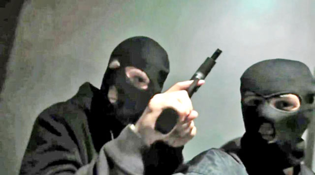 Grabitet kambisti në Durrës nga 3 persona të armatosur