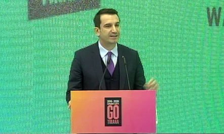 Veliaj: Protestuesit zbritën në Tiranë dhe pyetën njerëzit se ku ishte liqeni