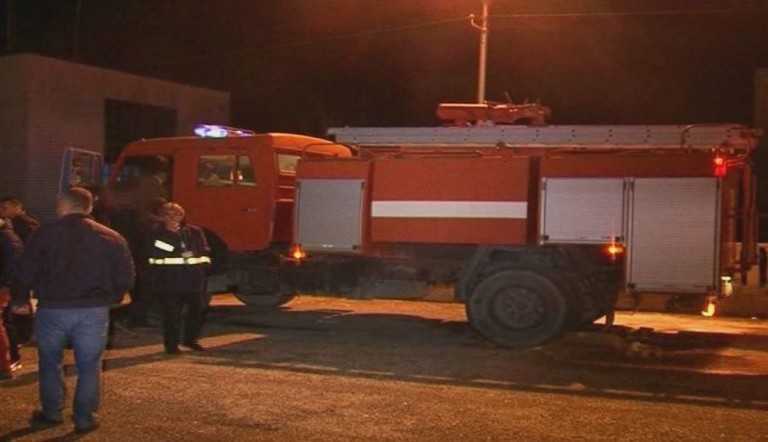 Testohet niveli i sigurisë, si u improvizua zjarri brenda në port