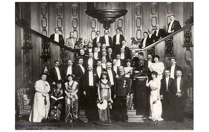 Historia dhe fotot si dëshmi / Kështjella e princ Vidit, aty ku iu ofrua kurora e Shqipërisë