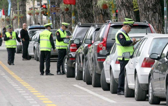 Tiranë, shkrihen komisionet e Policisë Rrugore, gjobat do ankimohen në gjykatë