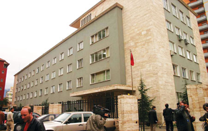 Tiranë, kryeprokurori Llalla: Pritet rifreskim i strukturave të Prokurorisë së Përgjithshme