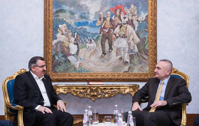 Kuvend, Meta pret ministrin turk Gundogdu, ftohet të vizitojë Turqinë