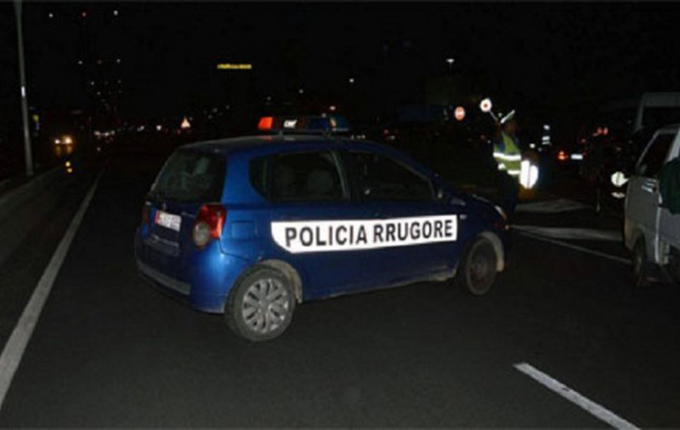 Berat, aksident në autostradën drejt Lushnjës, përplaset për vdekje 55-vjeçarja