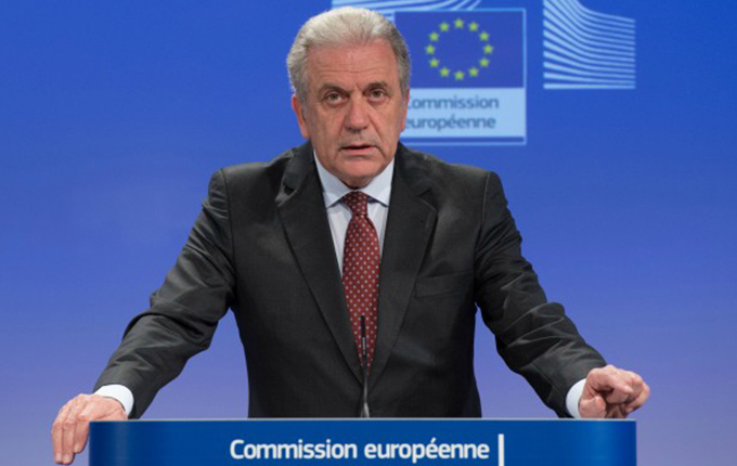 Tiranë, nesër mbërrin për vizitë komisioneri Avramopoulos, ja axhenda e takimeve