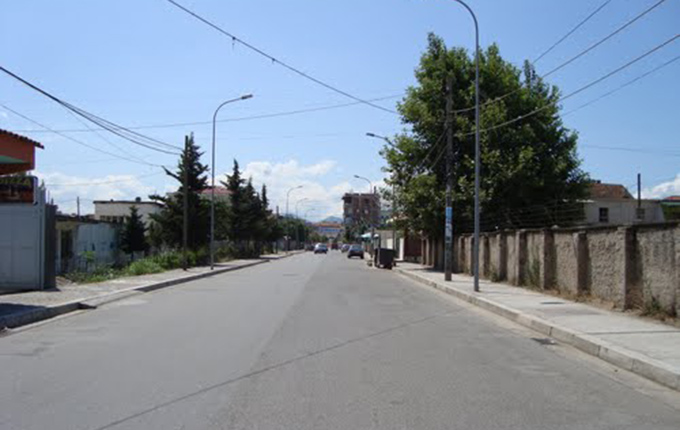 Tiranë, babai gjen të vdekur në shtëpi djalin 35-vjeçar