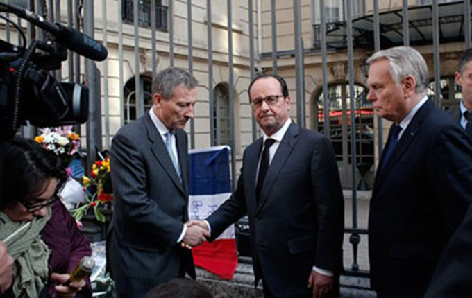 Francë, presidenti Hollande: Personel sigurie shtesë për Euro 2016