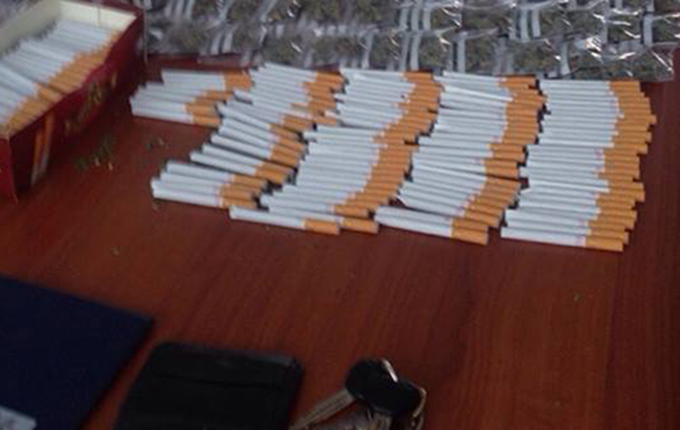 Lezhë, arrestohet mësuesi dhe dy të tjerë, shpërndanin ‘cigare’ me marijuanë