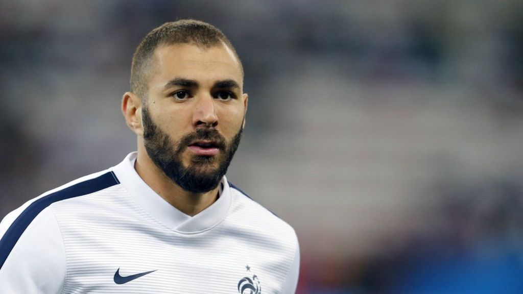 Benzema prezanton avionin privat (Video)