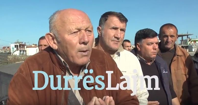 Përmbytet ish-Këneta në Durrës, banorët ngrihen në protestë: Shteti të marrë masa  (VIDEO)