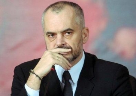 Viti 1998, kur Edi Ramën e pyesnin a jeni homoseksual