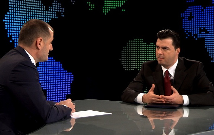 Basha tregon si i ka raportet me Sali Berishën (Video)