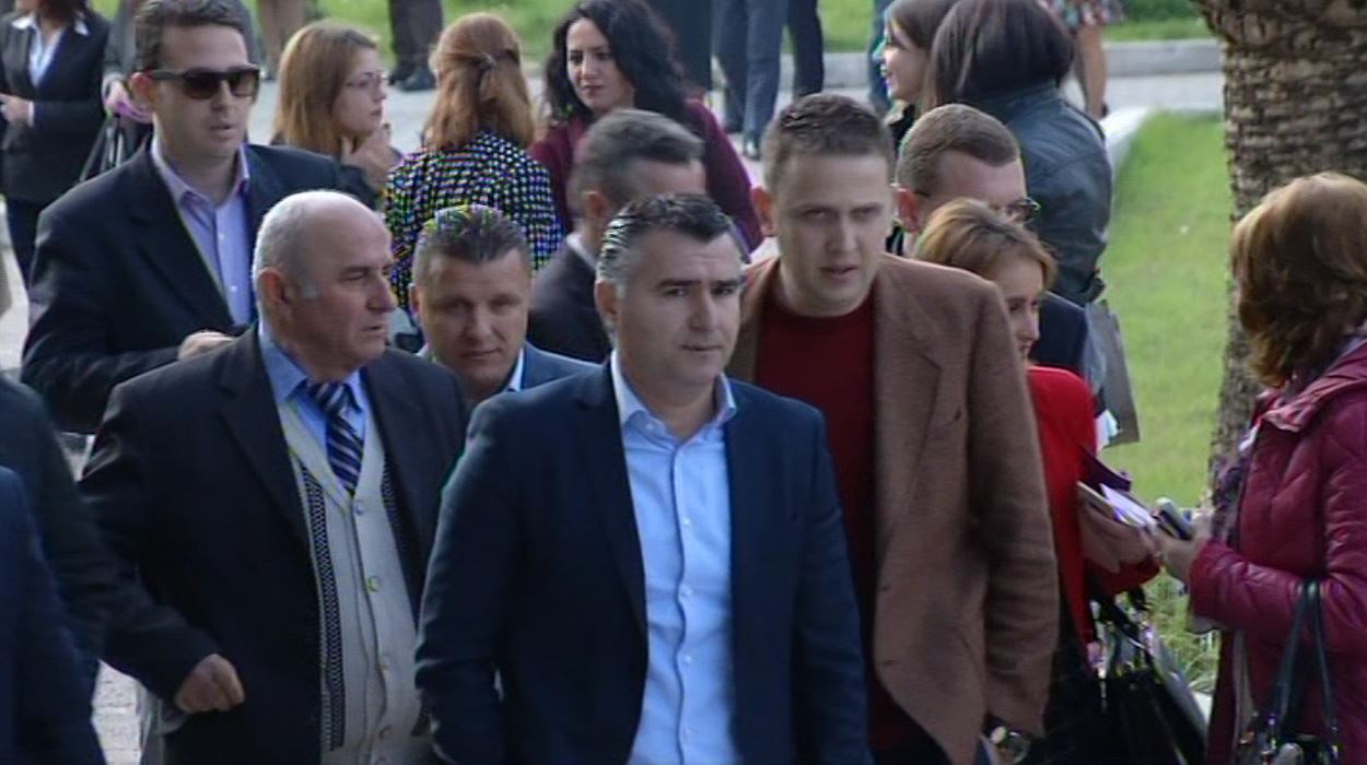 Edhe Arben Ndoka i akuzuar për prostitucion, sot në Kongresin e PS-së