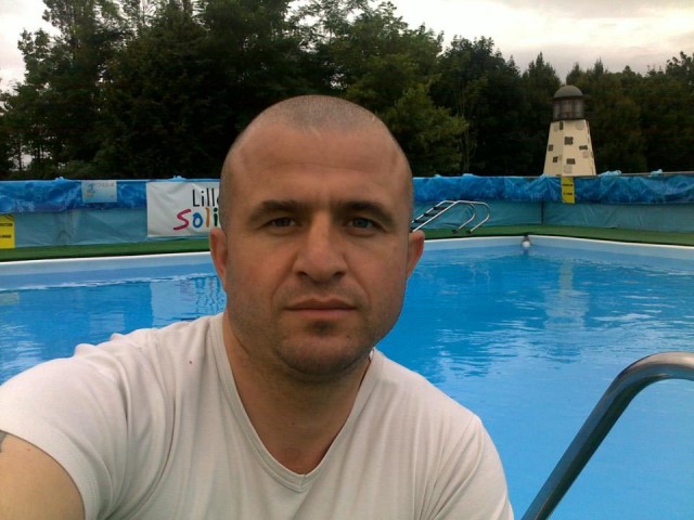 Ish-polici i ekzekutuar në Bllok, e motra: S`di të kishte probleme, e prisja në shtëpi si çdo natë