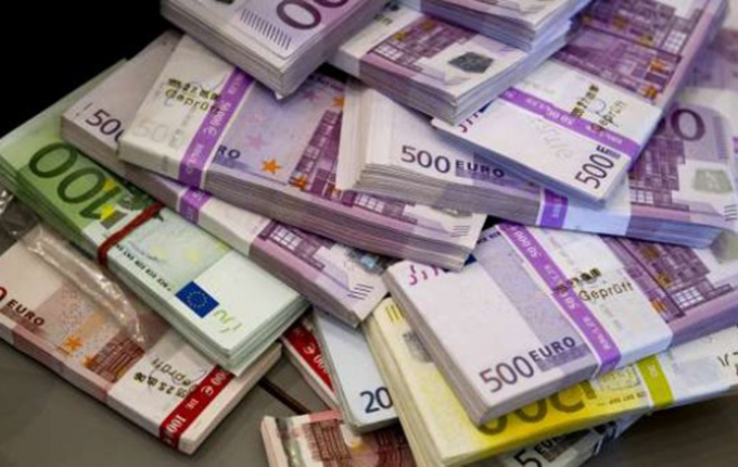 Tiranë, bllokohen 500 mijë euro, dyshohet se dy suedezët pastrojnë para