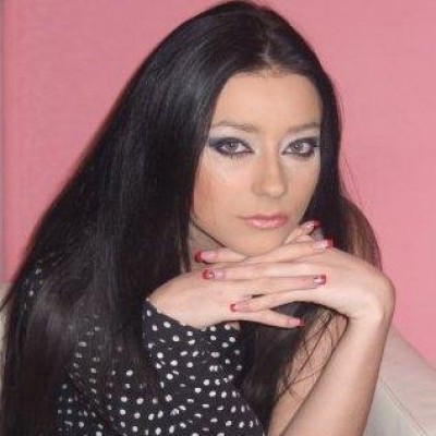 Ronela Hajati, dedikim i ndjerë për të atin e humbur