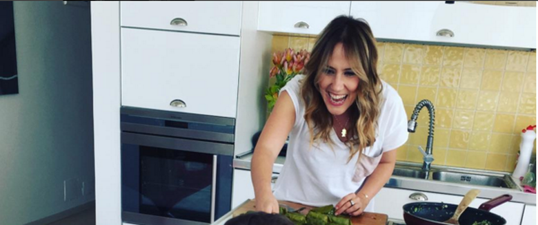 Arbana bën bashkë dy dashuritë e saj