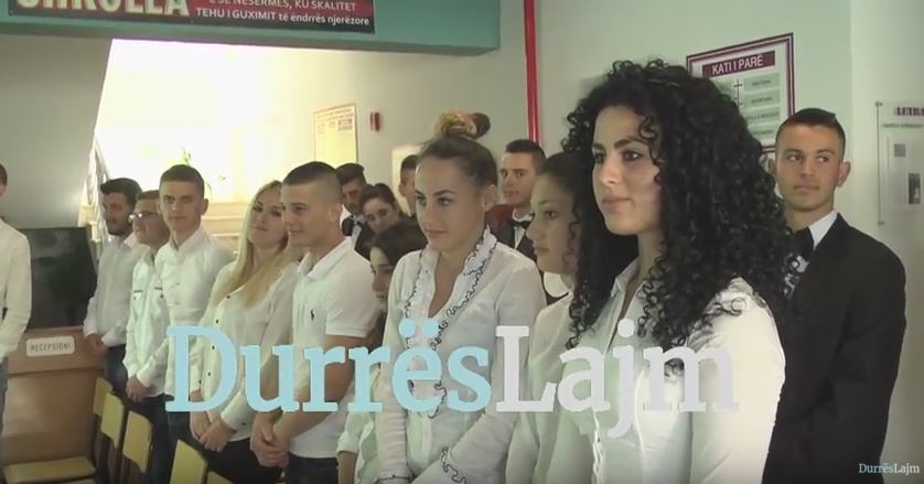 Durrës, certifikohen 13 menaxherët e parë të Hoteleri-Turizmit nga akademia gjermane (VIDEO)