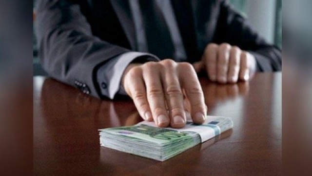 I mori para të pastrehës, shkon në gjyq zyrtari i bashkisë