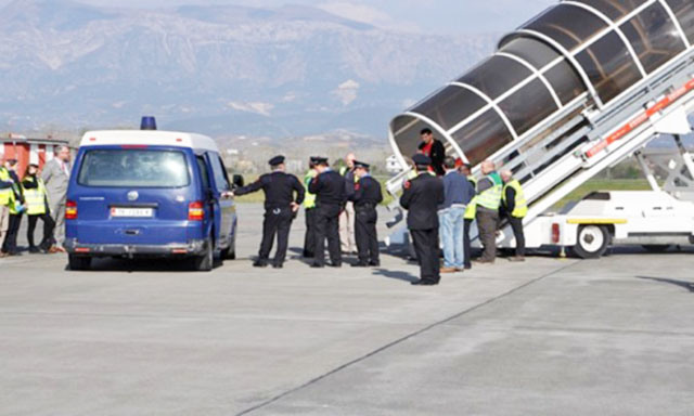 Kapet në Rinas 23-vjeçari i kërkuar për drogë, i dënuar me 4.8 vite burg