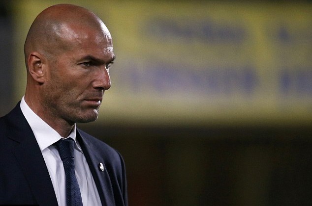 Zinedine Zidane turpërohet nga Benzema (Video)