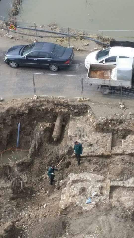 “T’ia kursejmë historisë së Durrësit Dakon dhe Velën e betonit!”