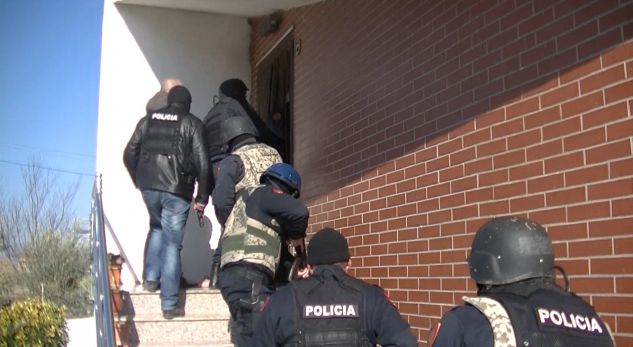 Operacioni dhe arrestimi spektakolar i 4 grabitësve të Rinasit (FOTO & VIDEO)