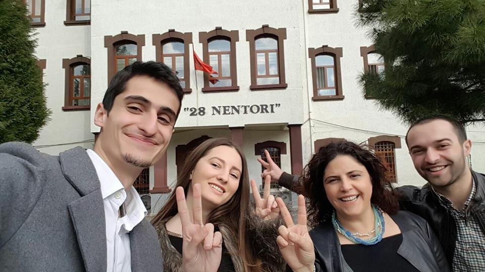 Fotoja e djalit të Majkos që bëri bujë, pedagogia: Si u detyrova ta fshija nga Facebook-u (Video)