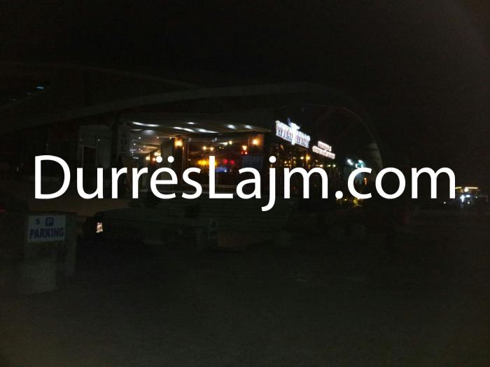 Mankthi i banorëve të lagjes nr.1 në Durrës (FOTO & VIDEO)