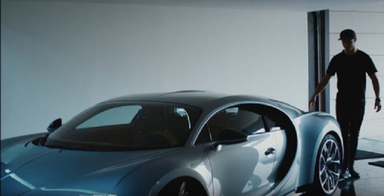 I çmendur pas shpejtësisë, Ronaldo teston modelin e ri të “Bugatti”-t (VIDEO)