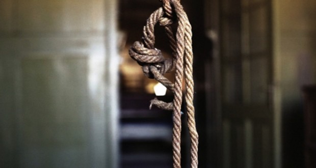 Gjendet e varur në banesë një grua në qendër të Durrësit