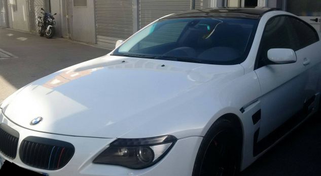 Aksident në aksin Tiranë-Durrës, përplaset BMW-ja luksoze (FOTO)