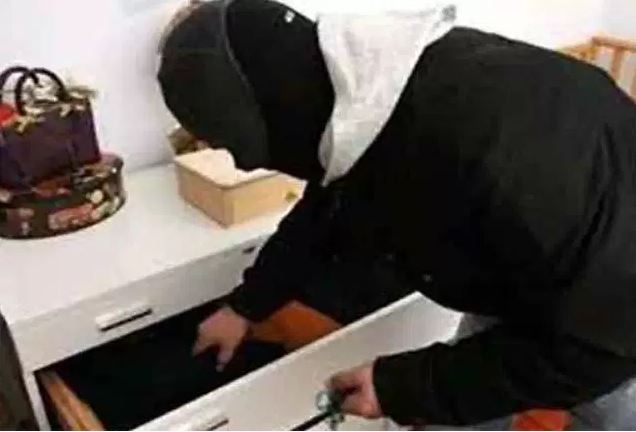 EMRAT/ Prangosen 3 shqiptarët që vidhnin pasanikët italianë