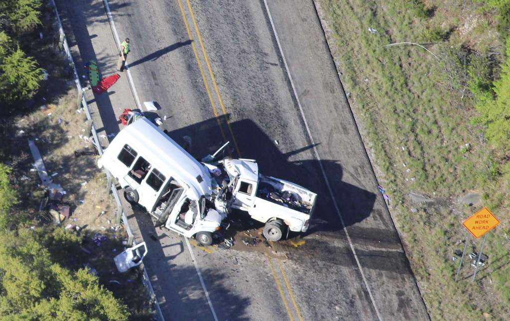 Aksident i frikshëm, 13 të vdekur (FOTO)