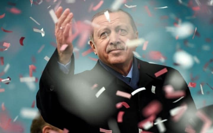 Erdogan i përgjigjet Europës. Thirrje turqve që të bëjnë nga 5 fëmijë