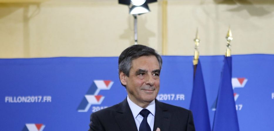 Fillon nuk tërhiqet nga gara presidenciale