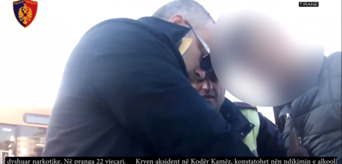 22-vjeçari tapë dhe me drogë në makinë shkakton aksident, prangoset në flagrancë (VIDEO)