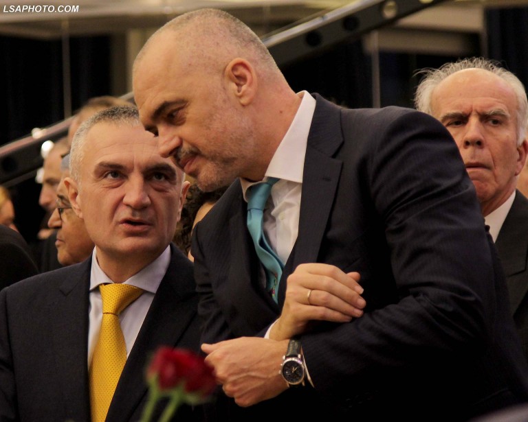 Seanca për vetingun, Rama dhe Meta 90 minuta takim në Kuvend