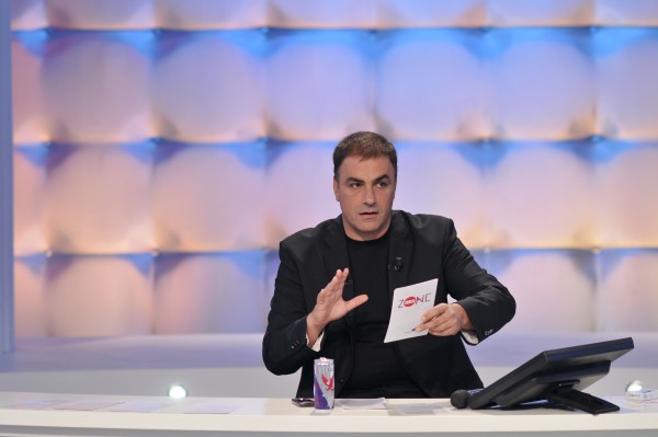 Arjan Çani kapet “mat” me bashkëshorten (FOTO)