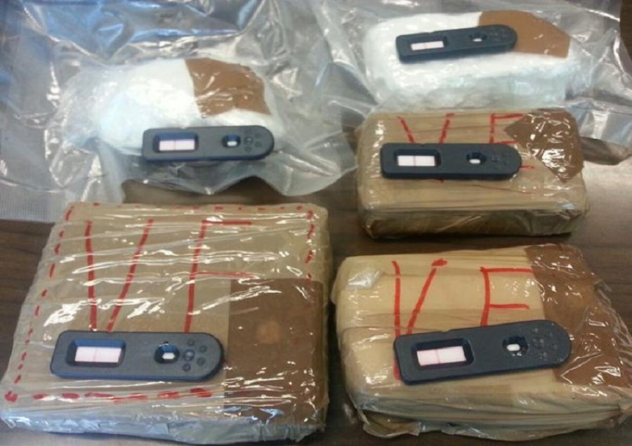 200.000 euro kokainë në parakolpin e makinës, arrestohen dy trafikantët shqiptarë